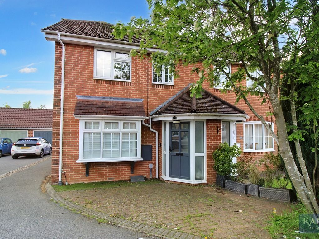3 bed end terrace house to rent in Trajan Gate, Stevenage SG2 Zoopla