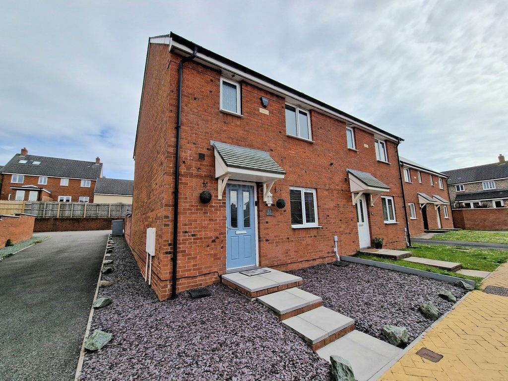 3 bed semidetached house for sale in Bryn Y Telor, Coity, Bridgend