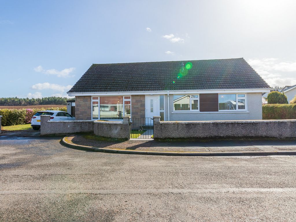 3 bed detached bungalow for sale in Braeside Park, Inverness IV2, £