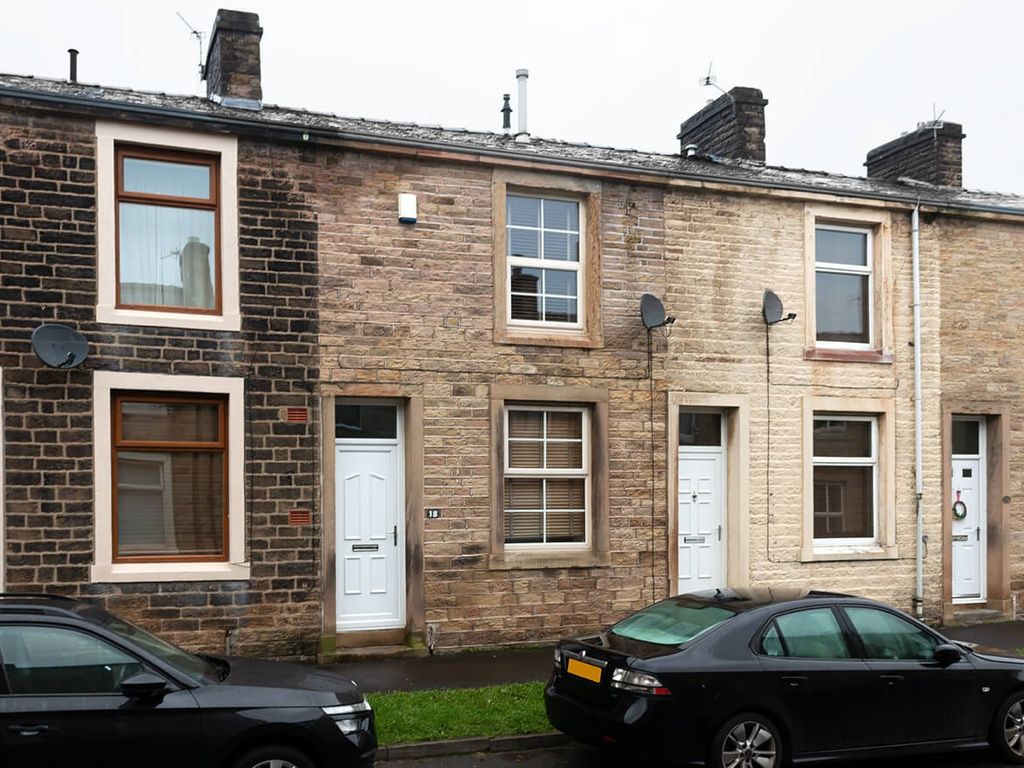 2 bed terraced house to rent in Hambledon View, Read, Burnley
