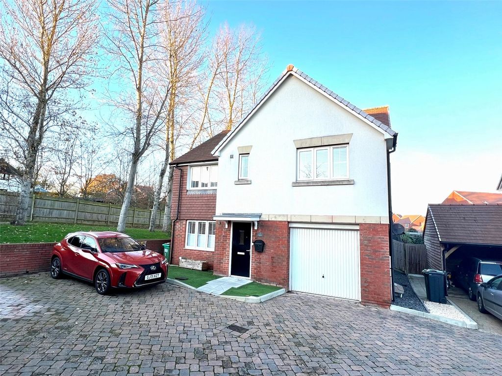 5 bed detached house for sale in Wood Sage Way, Stone Cross, Nr
