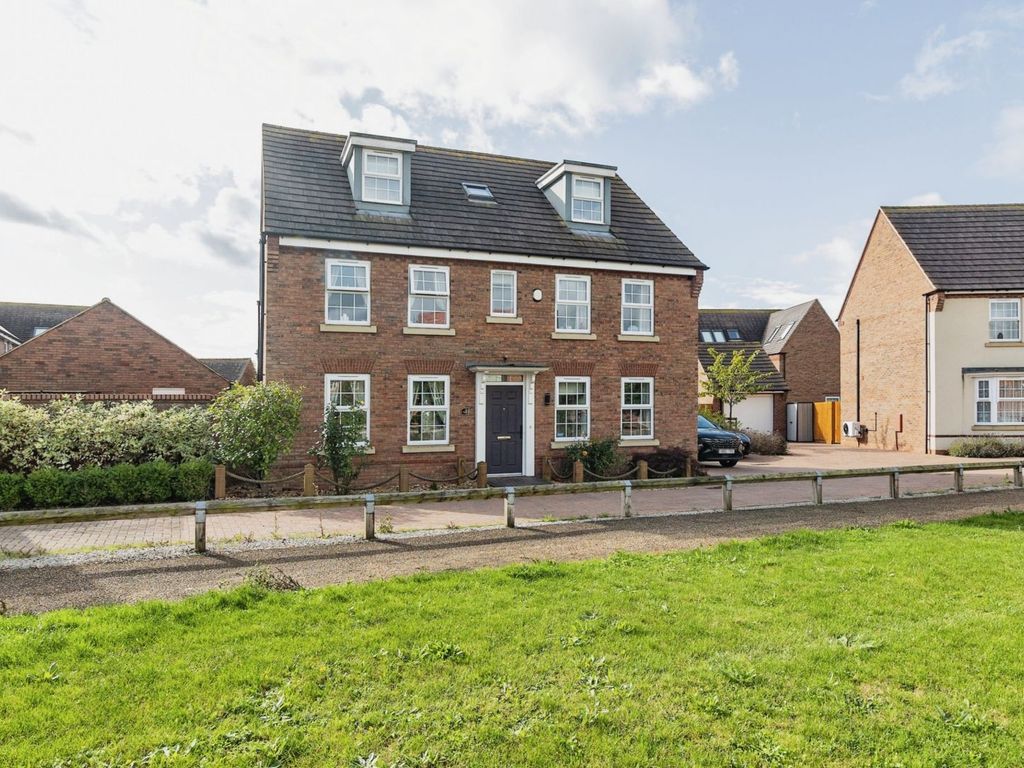 5 bed detached house for sale in Illustrious, Brooklands, Milton Keynes