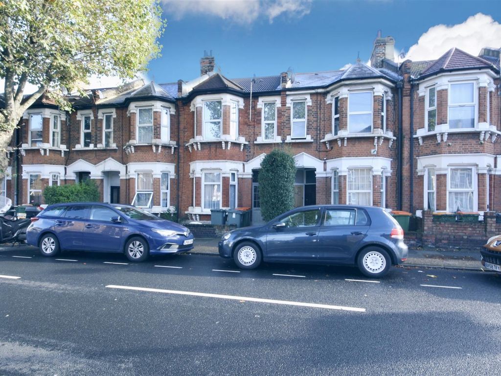 3 bed flat for sale in Katherine Road, London E7, £360,000 Zoopla