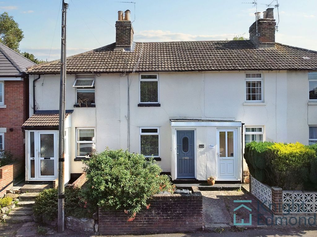 2 bed terraced house for sale in Loose Road, Maidstone ME15, £275,000