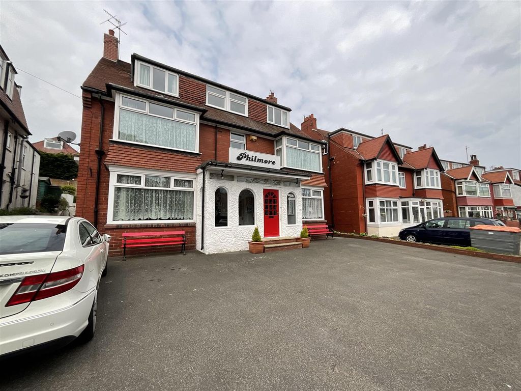 18 bed property for sale in Columbus Ravine, Scarborough YO12, £450,000