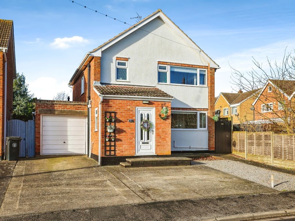 3 bed detached house for sale in Reedings Road, Barrowby, Grantham NG32