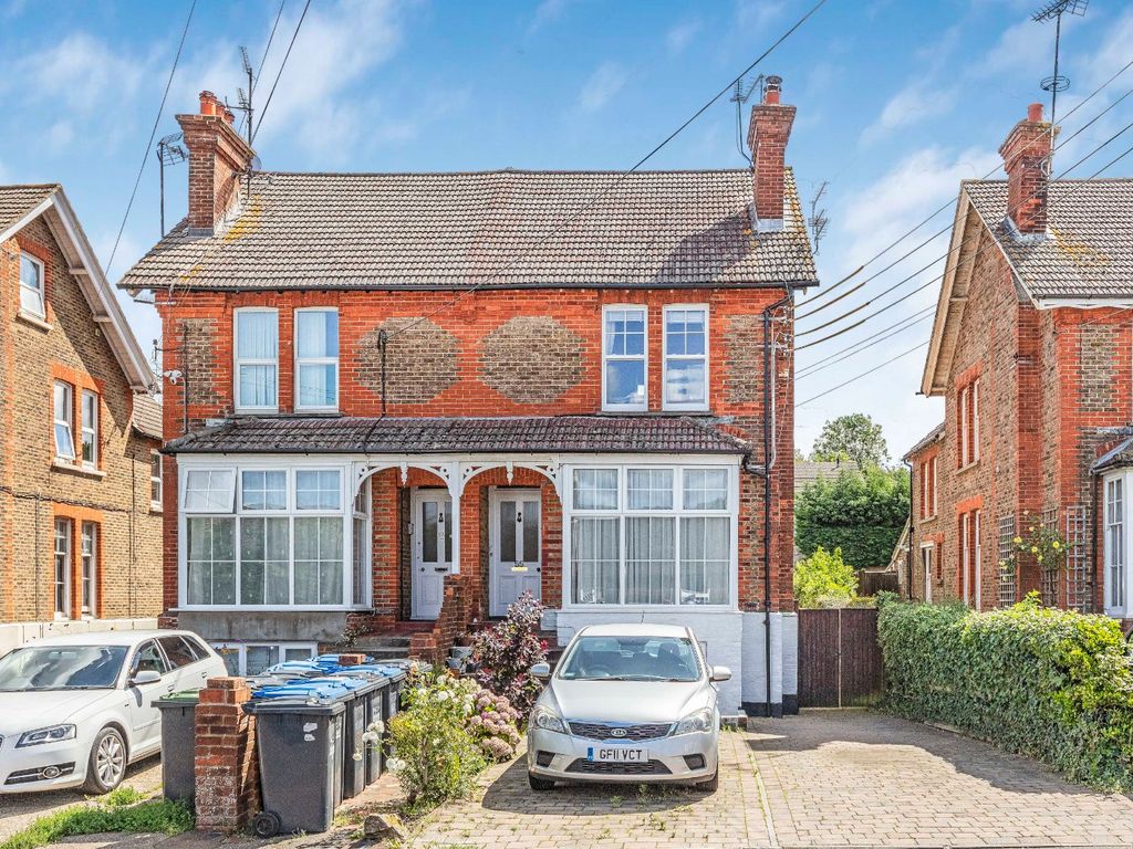 3 bed flat for sale in Mill Road, Burgess Hill, West Sussex RH15 Zoopla