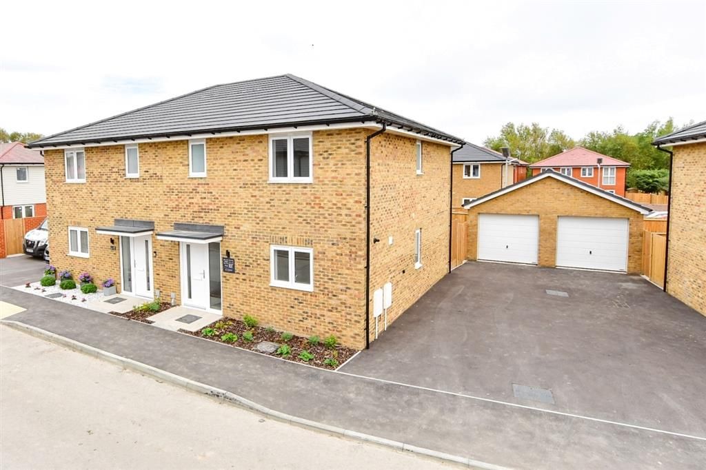 New home, 3 bed semidetached house for sale in Burley Way, New Romney