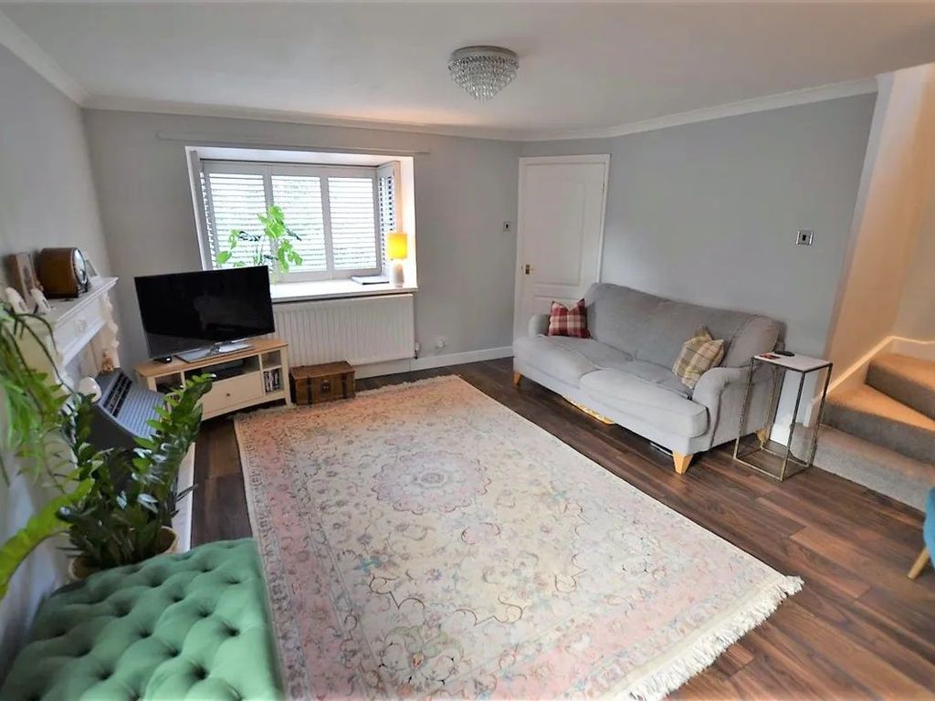 3 bed terraced house to rent in Bamford Road, Bromley BR1, £2,100 pcm Zoopla