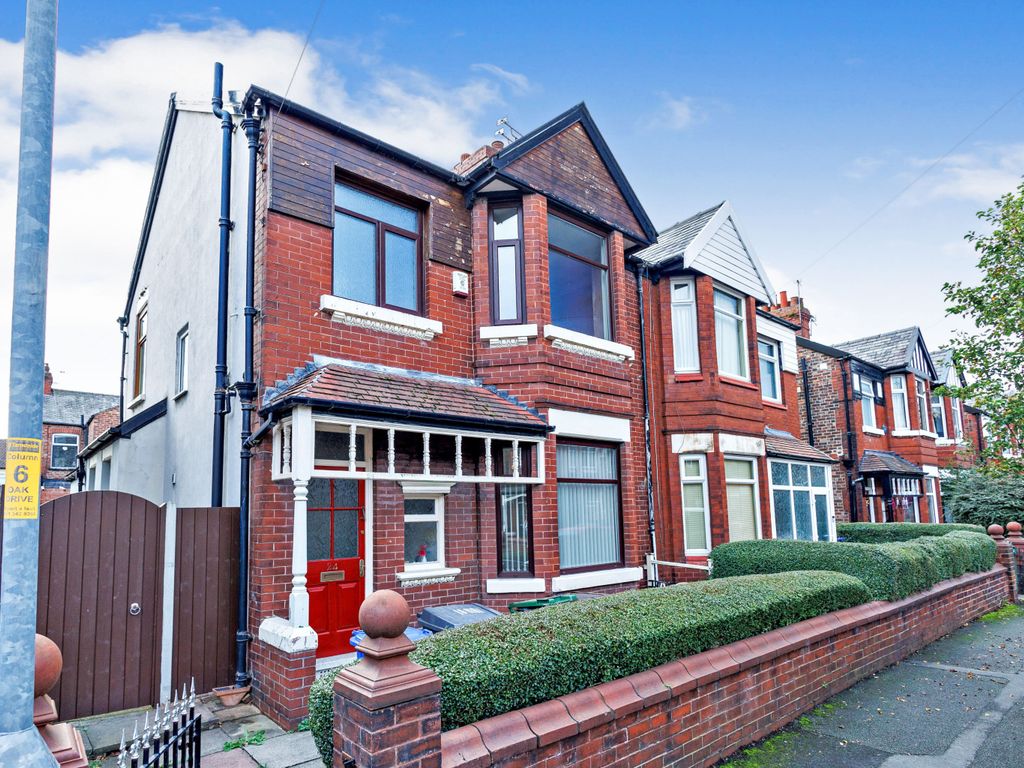 3 bed semidetached house for sale in Oak Drive, Denton, Manchester M34
