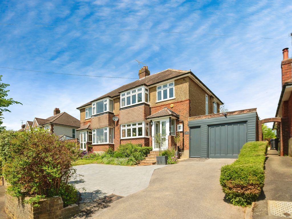 3 bed semidetached house for sale in Westfield Avenue, Sanderstead
