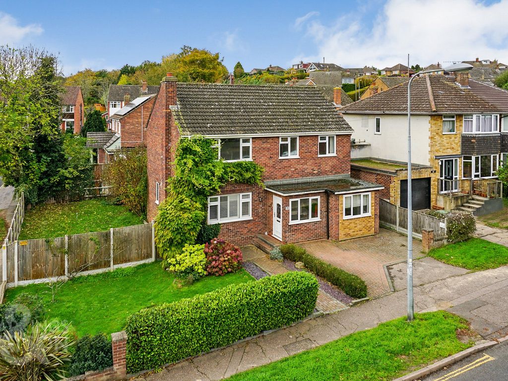 5 bed detached house for sale in Pound Lane, Thorpe St. Andrew, Norwich