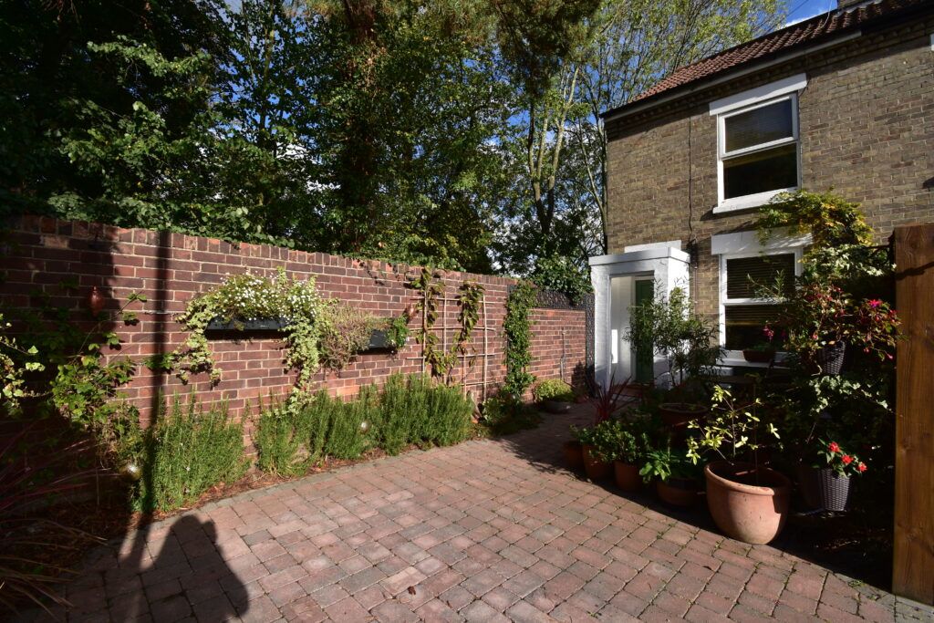 Winter Rd, Norwich NR2  