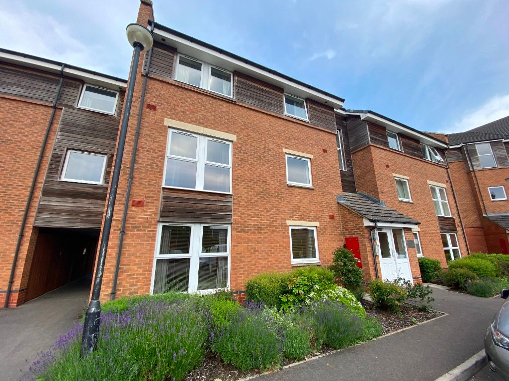 2 bed flat to rent in Florey Court, Okus Road, Old Town, Swindon SN1, £