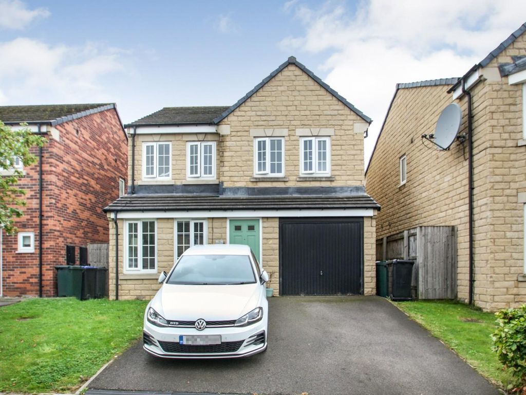 4 bed detached house for sale in Plantation Drive, Bradford BD9, £