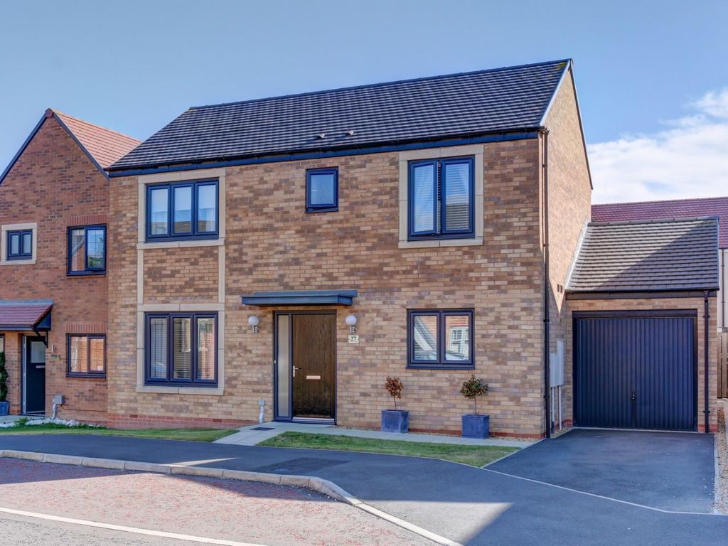 3 bed detached house for sale in Deleval Crescent, Shiremoor, Newcastle
