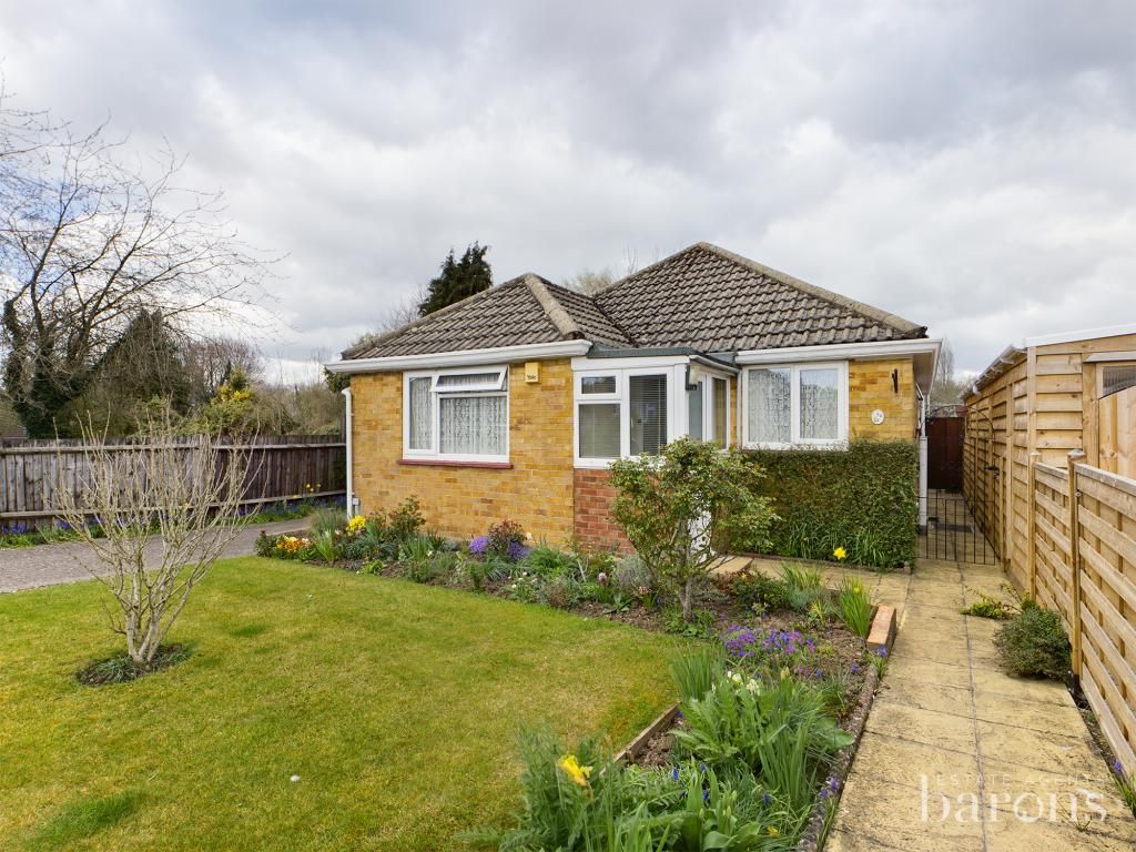 3 bed detached bungalow for sale in Berg Estate, Basingstoke RG22 Zoopla