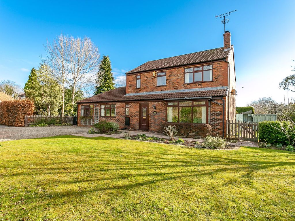 4 bed detached house for sale in Harrogate Road, Huby LS17 Zoopla