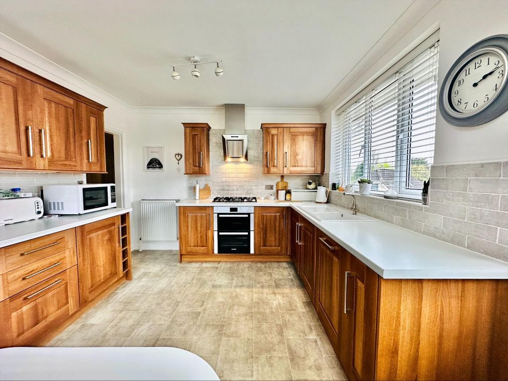 3 bed semidetached bungalow for sale in Church Street, Brotherton