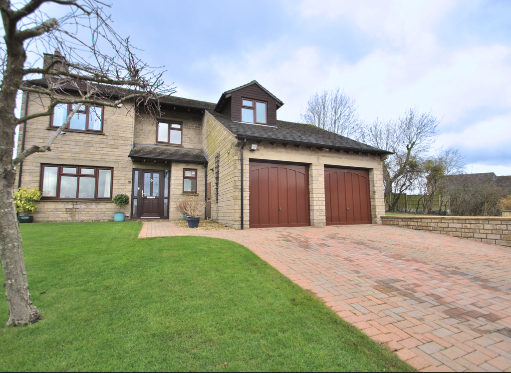 4 bed detached house for sale in Celandine Bank, Woodmancote