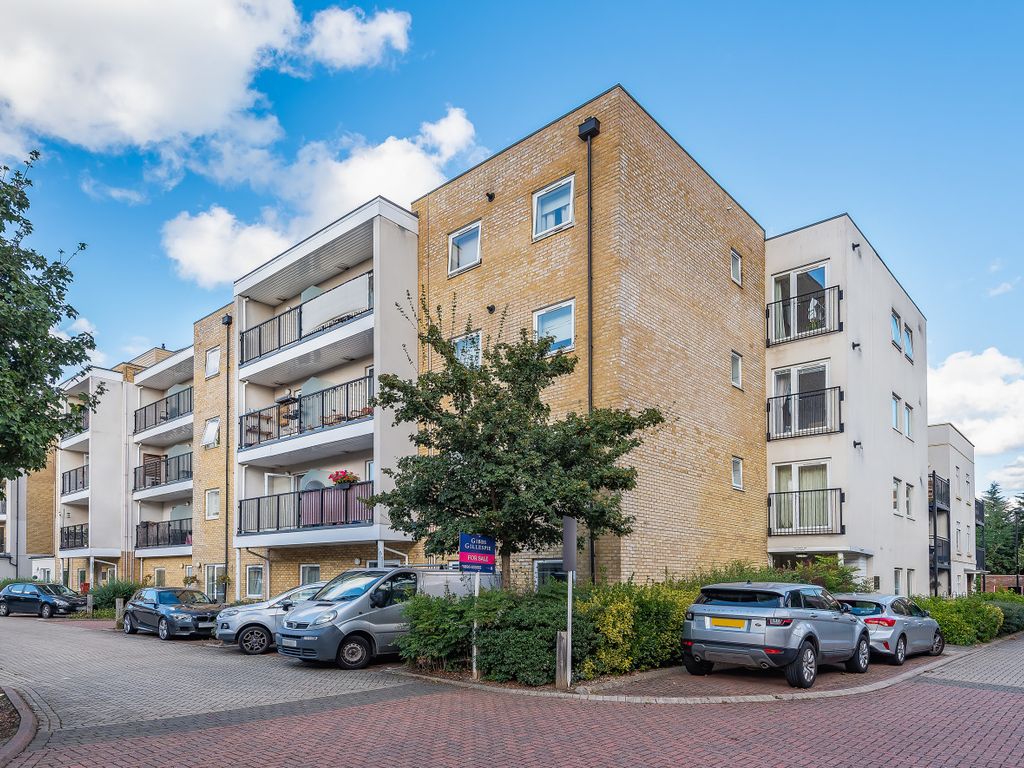 2 bed flat for sale in Truesdales, Ickenham, Uxbridge UB10 Zoopla