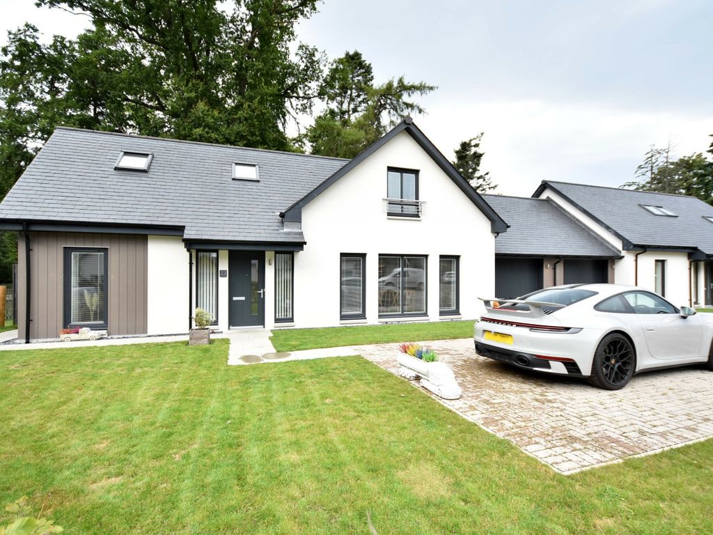 3 bed linkdetached house for sale in Dunkinty, Elgin, Morayshire IV30