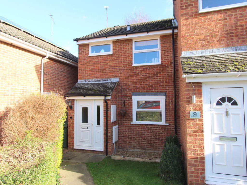 2 bed property to rent in Kendal Gardens, Leighton Buzzard LU7 Zoopla