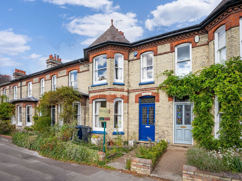 3 bed terraced house for sale in Humberstone Road, Cambridge CB4 Zoopla