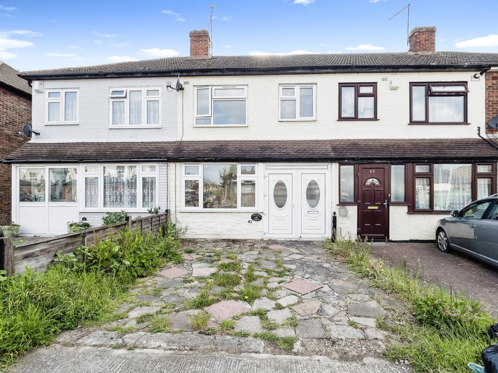 3 bed terraced house for sale in Berwick Road, Rainham RM13, £375,000