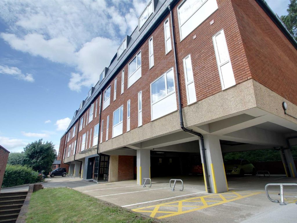 1 bed flat to rent in Arden Grove, Harpenden AL5 Zoopla