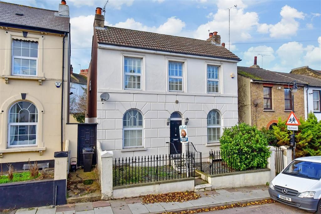 3 bed detached house for sale in Wellington Street, Gravesend, Kent