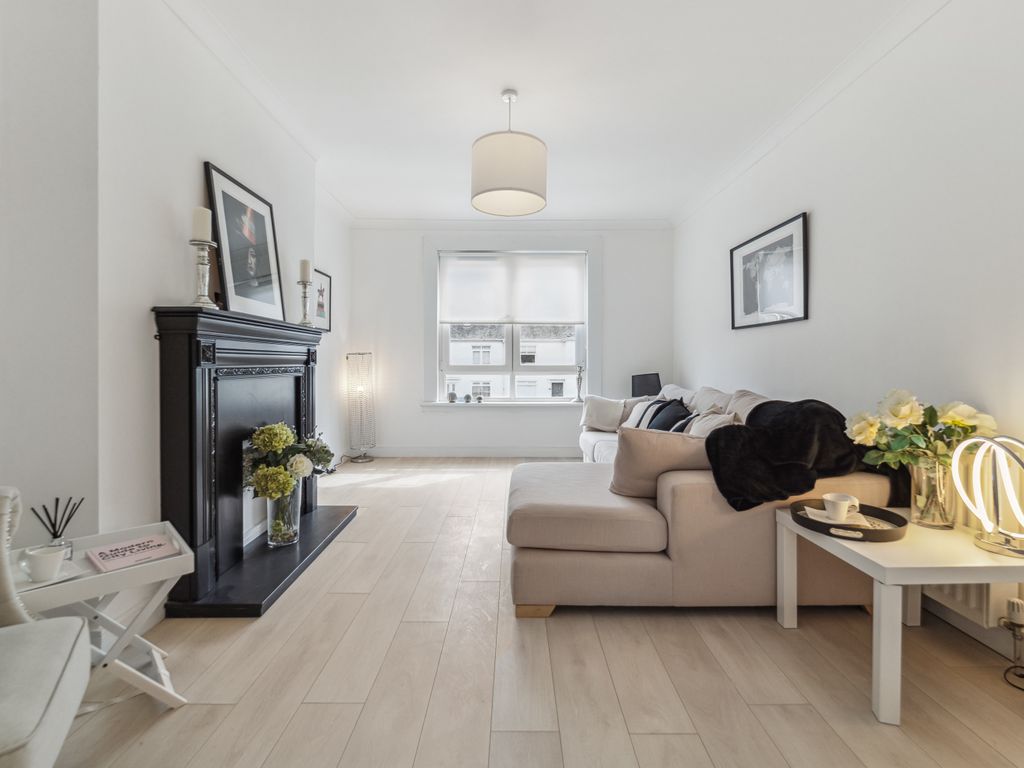 3 bed flat for sale in Polnoon Avenue, Glasgow G13, £175,000 Zoopla