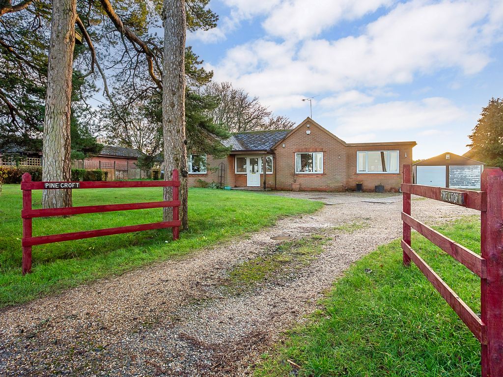 3 bed detached bungalow for sale in Wield Road, Medstead GU34, £750,000 Zoopla