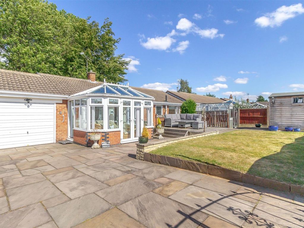 3 bed detached bungalow for sale in Colne Close, Mansfield Woodhouse
