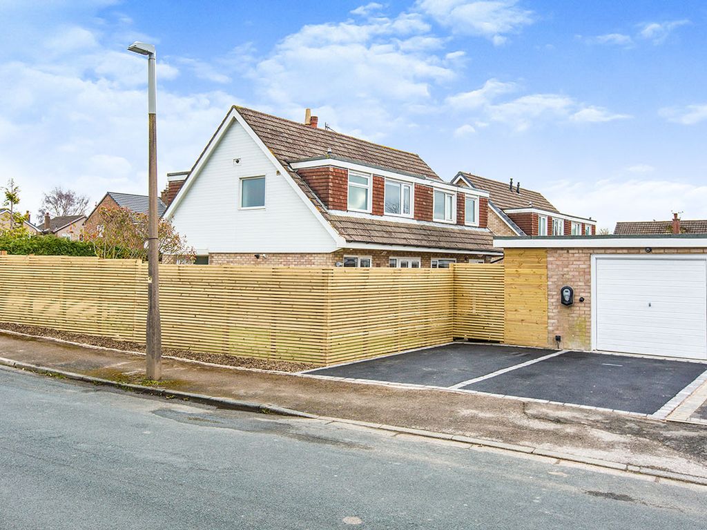 3 bed semidetached house for sale in Compton Green, Fulwood, Preston