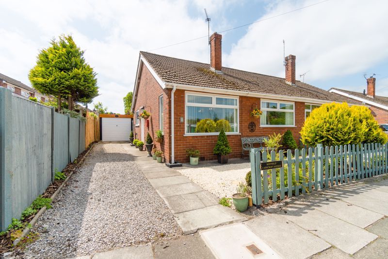 2 bed semidetached bungalow for sale in Ashcroft Avenue, Ormskirk L39