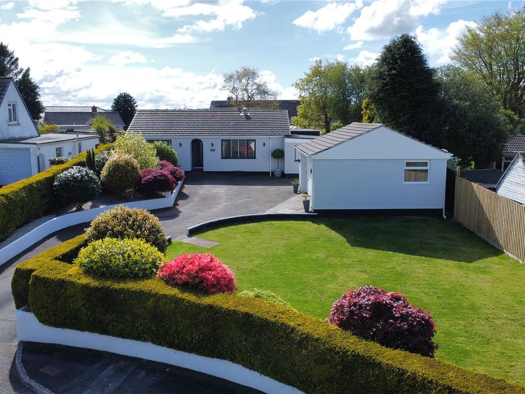 3 bed bungalow for sale in Dawes Close, Dobwalls, Liskeard, Cornwall