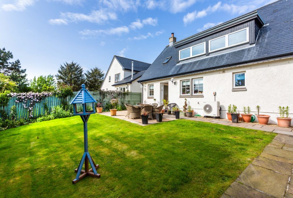 4 bed detached house for sale in 14 Kinloch Court, Blackwaterfoot, Isle