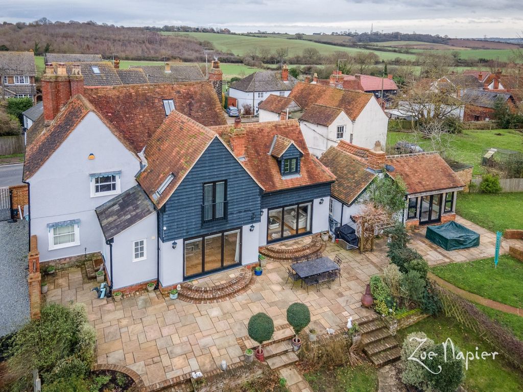 6 bed detached house for sale in The Street, Woodham Ferrers