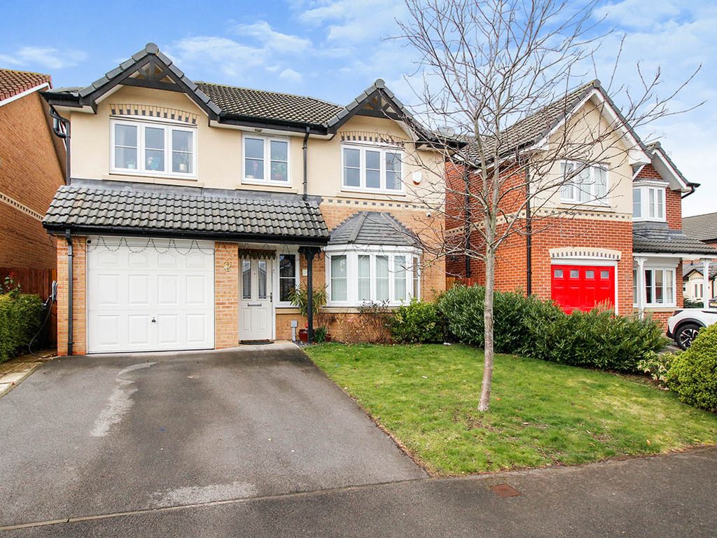4 bed detached house to rent in Carlton Way, Treeton, Rotherham, South