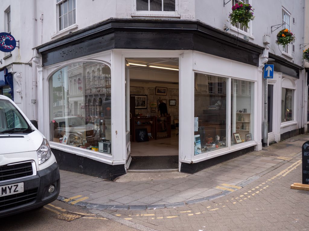 Studio to rent in High Street, Bideford EX39, £600 pcm Zoopla