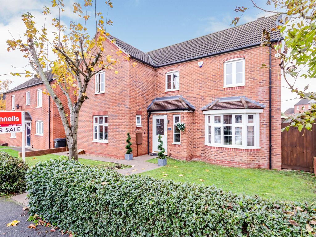 4 bed detached house for sale in Little Dunmow Road, Humberstone