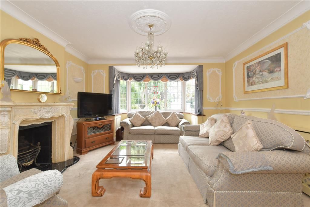 6 bed detached house for sale in Aldwick Road, Bognor Regis, West