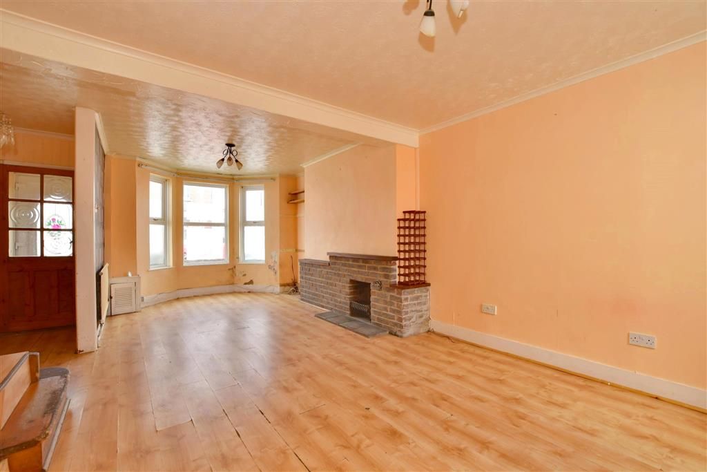 3 bed terraced house for sale in Frampton Road, Hythe, Kent CT21 Zoopla