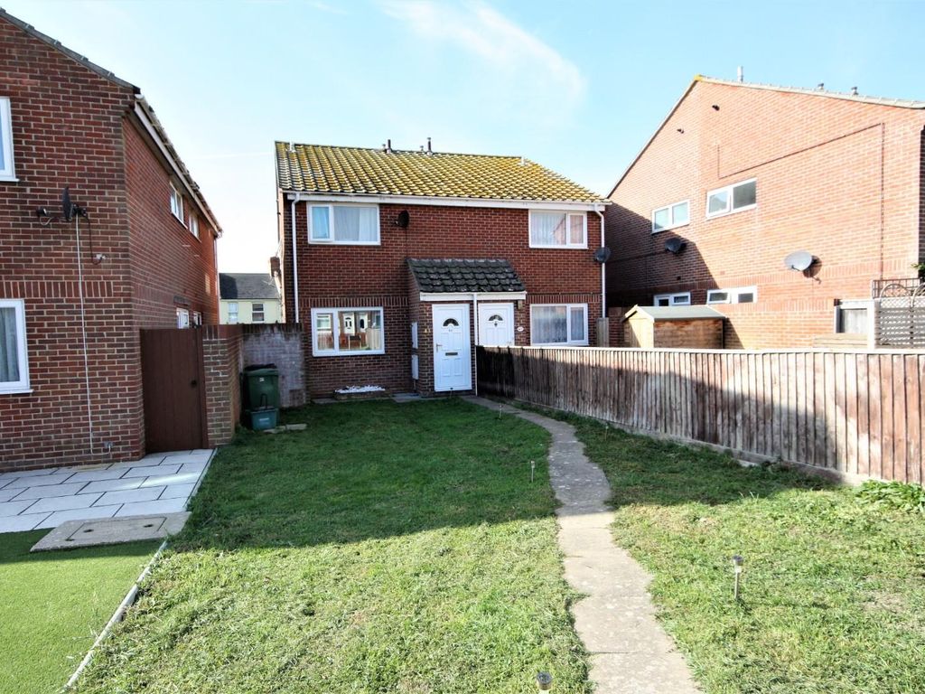 1 bed flat to rent in Sandpiper Way, Weymouth DT4 Zoopla