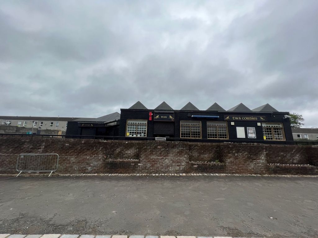 Pub/bar for sale in Kilbowie Road, Cumbernauld G67, £200,000 Zoopla