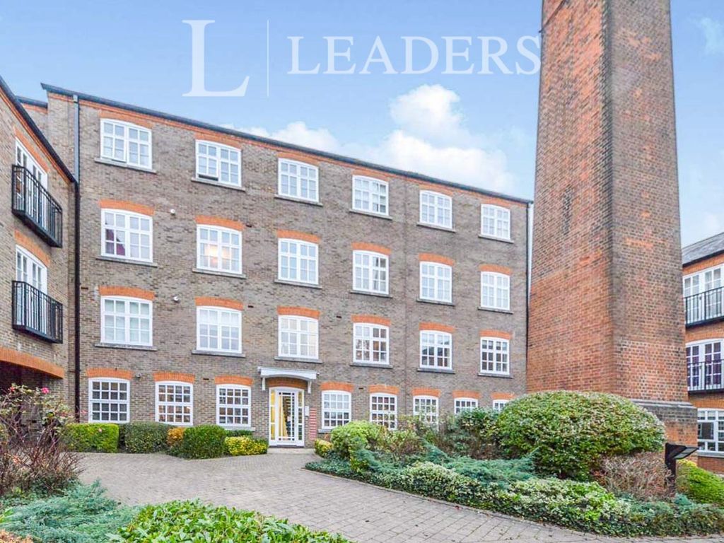2 bed flat to rent in Milliners Court, Lattimore Road, St.Albans AL1