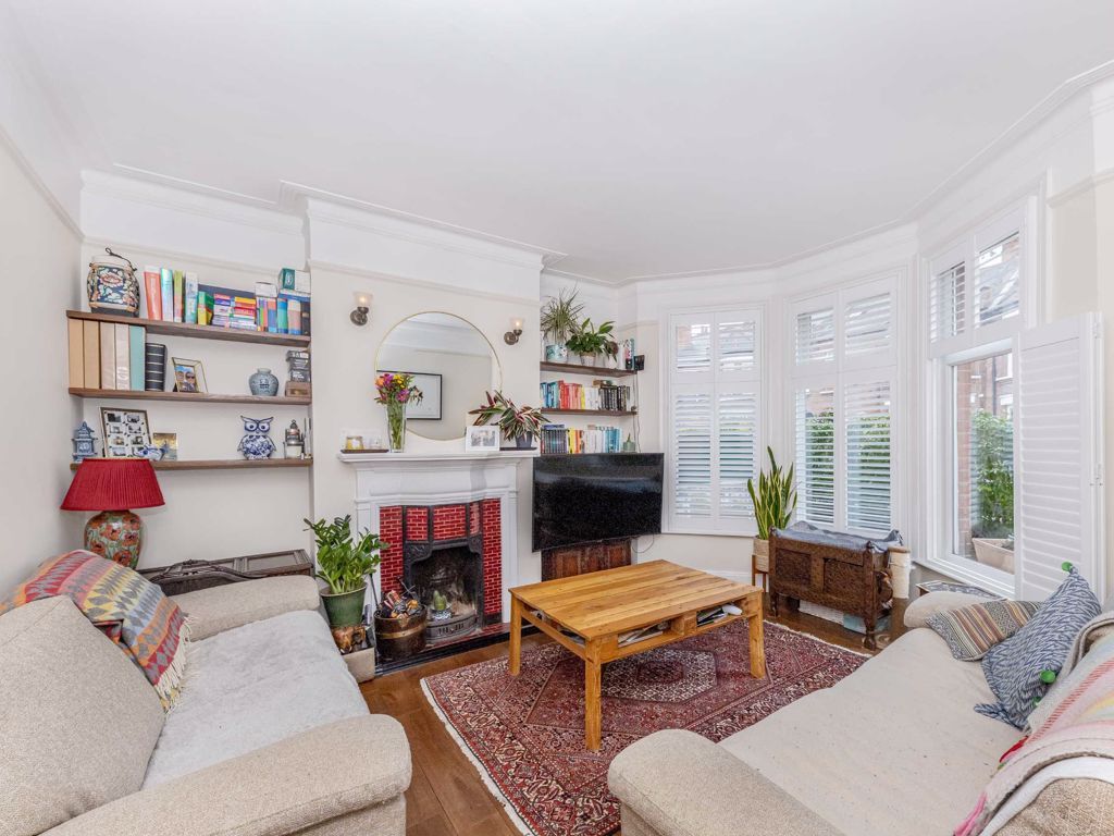 Haverhill Road, London SW12