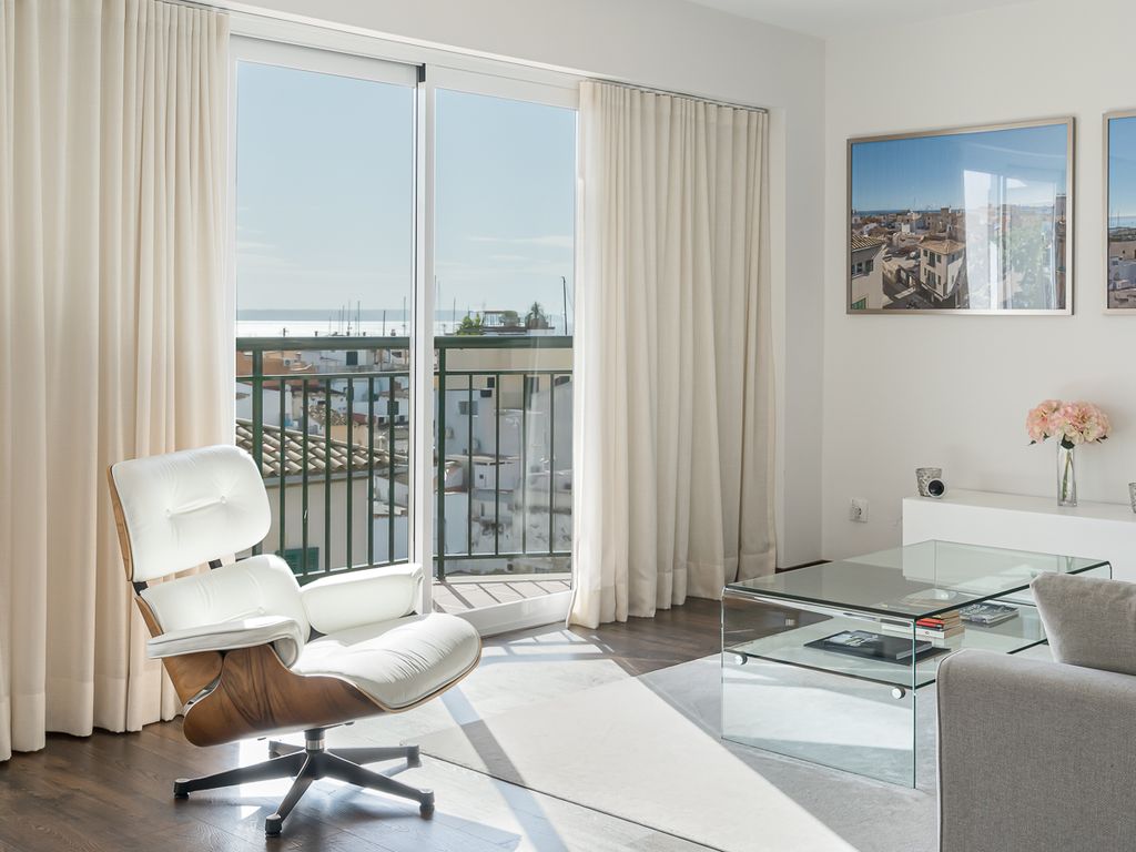 2 bed apartment for sale in Santa Catalina, Mallorca, Balearic Islands