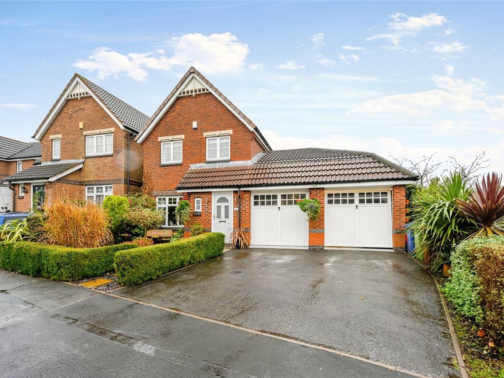 3 bed detached house for sale in Chasewater Way, Norton Canes, Cannock